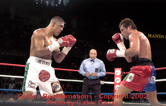 Golden Boy Promotions - Copyright 2002
Photo by Carlos Baeza